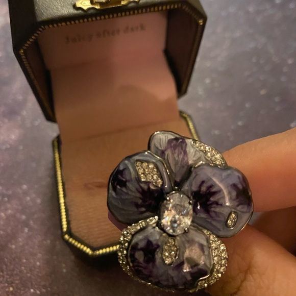 Violet after dark juicy couture ring - Picture 3 of 6